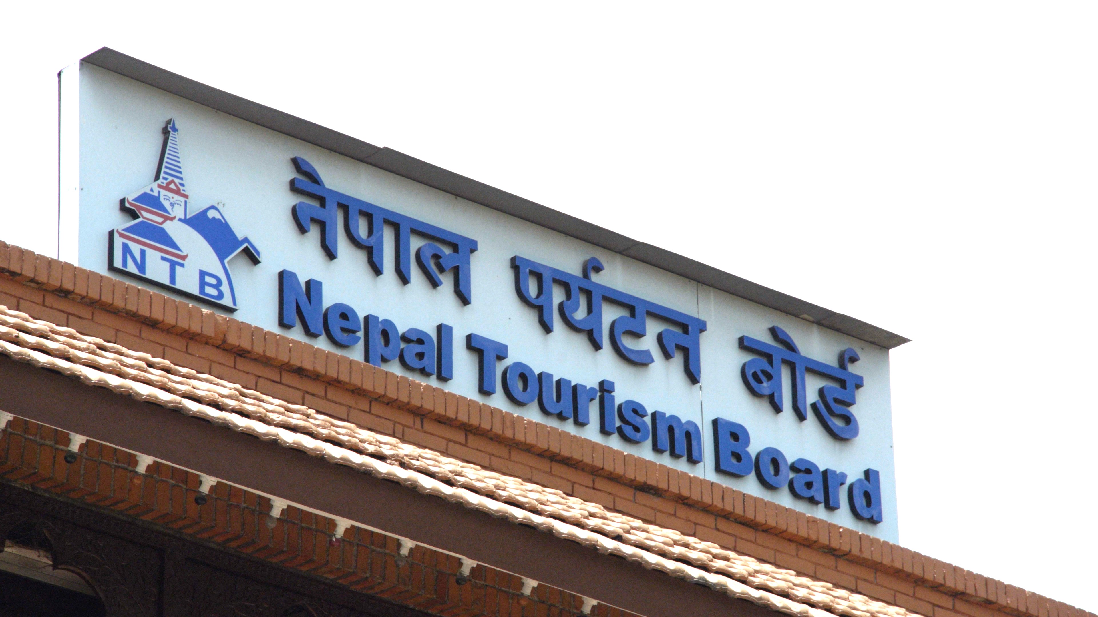 अप्रिलमा १ लाख ७ हजार ९३४ पर्यटक नेपाल भित्रिए